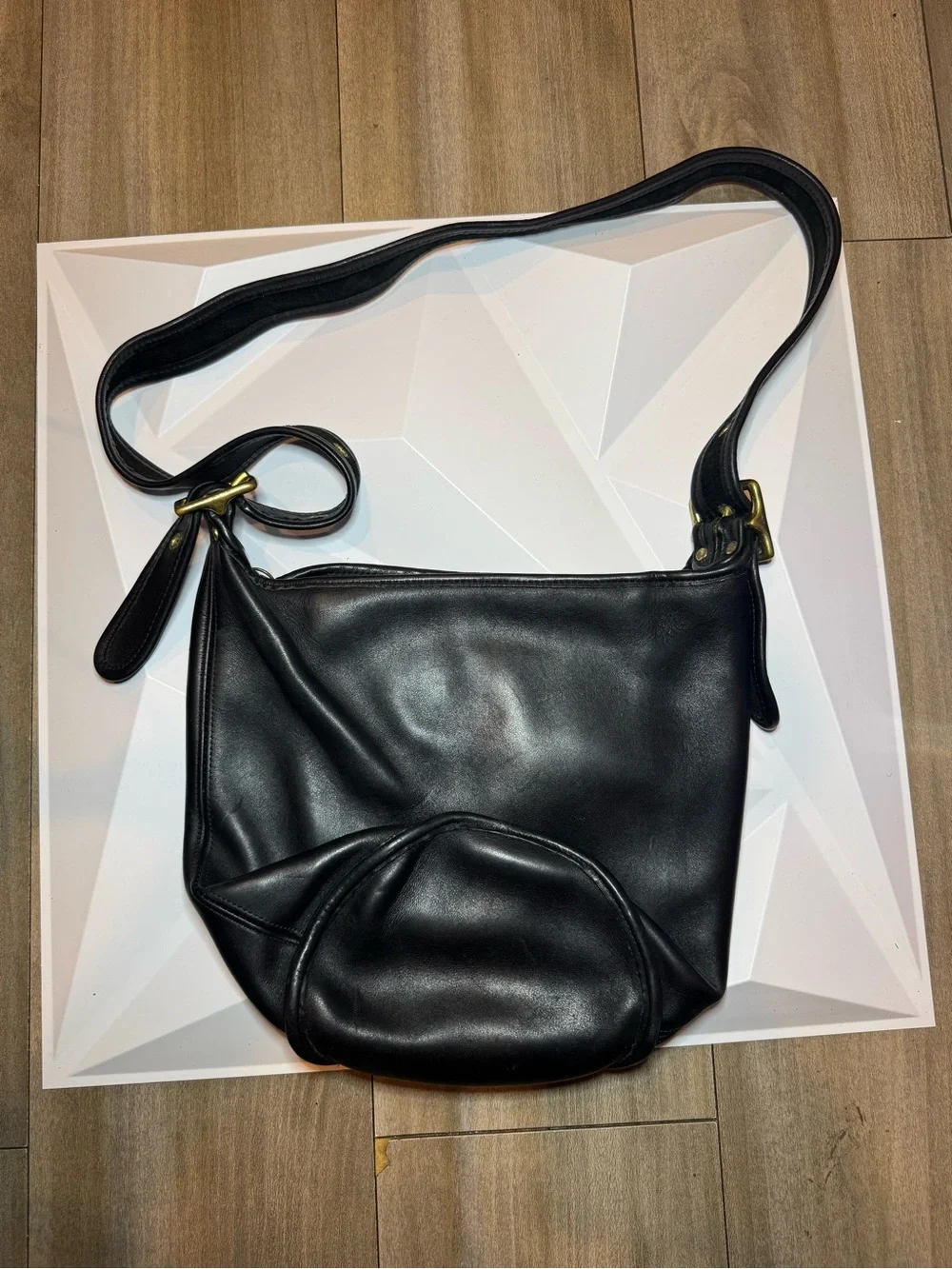 Coach Vintage Helen’s Legacy Duffle Leather Hobo Shoulder Bag with Gold Hardware